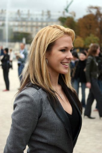 lorie