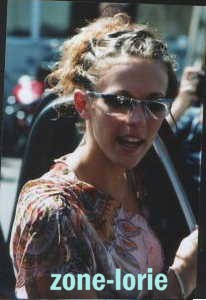 lorie j'la trouve belle